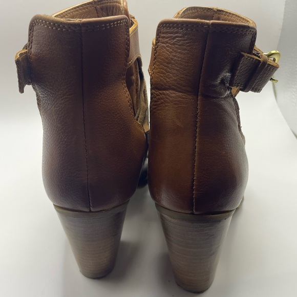 Sbicca Brown Leather Fringe Ankle Booties - Picture 3 of 8